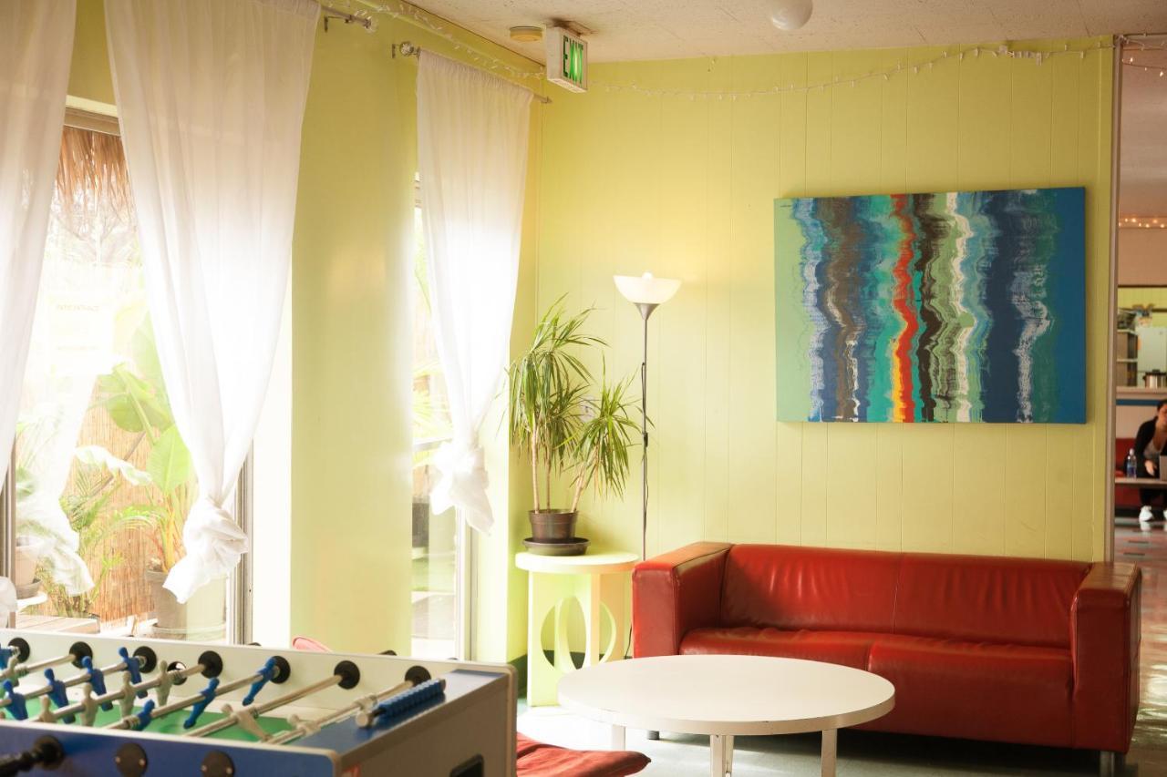 Banana Bungalow West Hollywood Hotel & Hostel Los Angeles Exterior foto